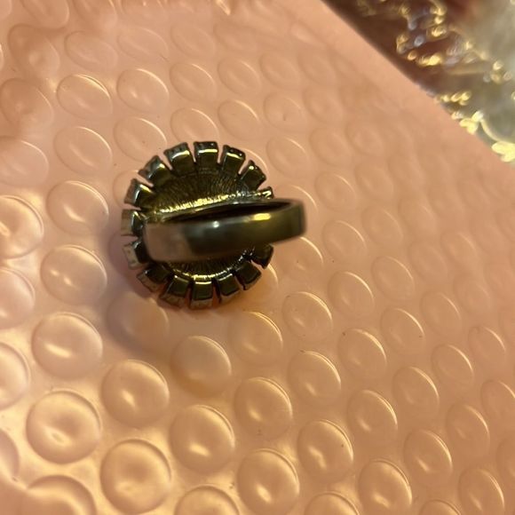 Banana Republic pearl and CZ statement ring size 6. Fair condition some scuffs. - Picture 5 of 5